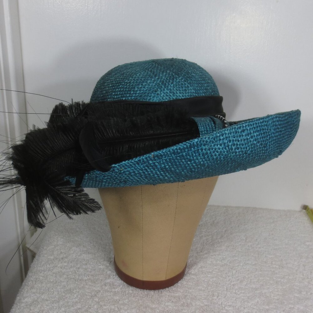 Sonni Hat 40s Vintage Teal Straw Fancy Black Feather Rhinestone Woven Size 6 7/8